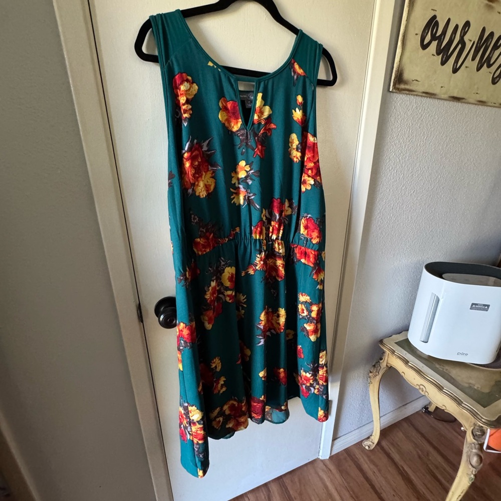 Floral Sleeveless Dress